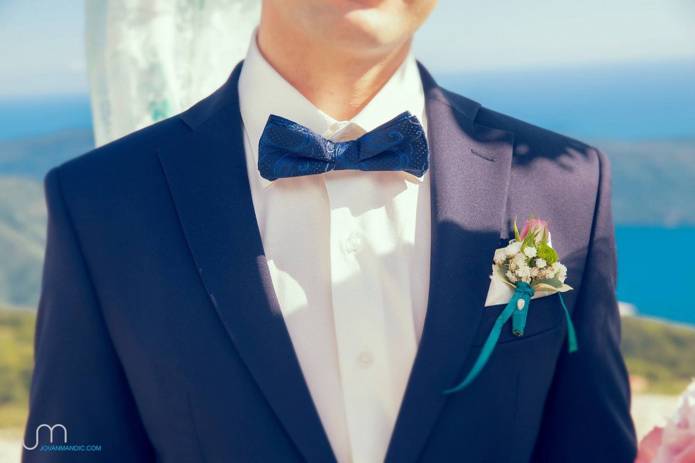 Образ жениха безупречен. Свадьба в Черногории Adriatis Wedding