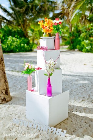 Оригинальная композиция в декоре