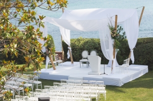 Церемония с морским бризом!