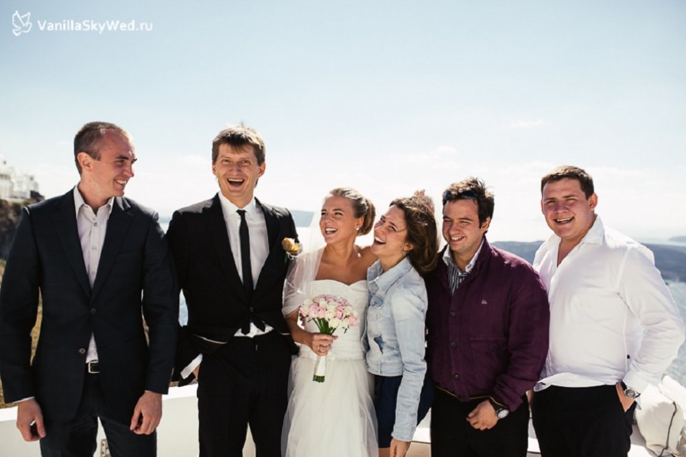 Организация и проведение: "Vanilla Sky Weddings" www.vanillaskywed.ru
Фотограф: Эдуард Голиков
Отзыв молодых: http://vanillaskywed.ru/greece/reviews/kseniya-and-andrey-santorini-wedding-at-dana-villas.html