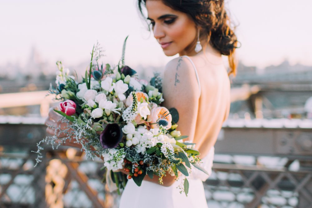 Фотограф Лариса Шорина larisashorina.com
Флорист "Bloom Room" New York.
Платье "The Wedding Shop" Moscow.
Стилист Екатерина Мизникова New York.