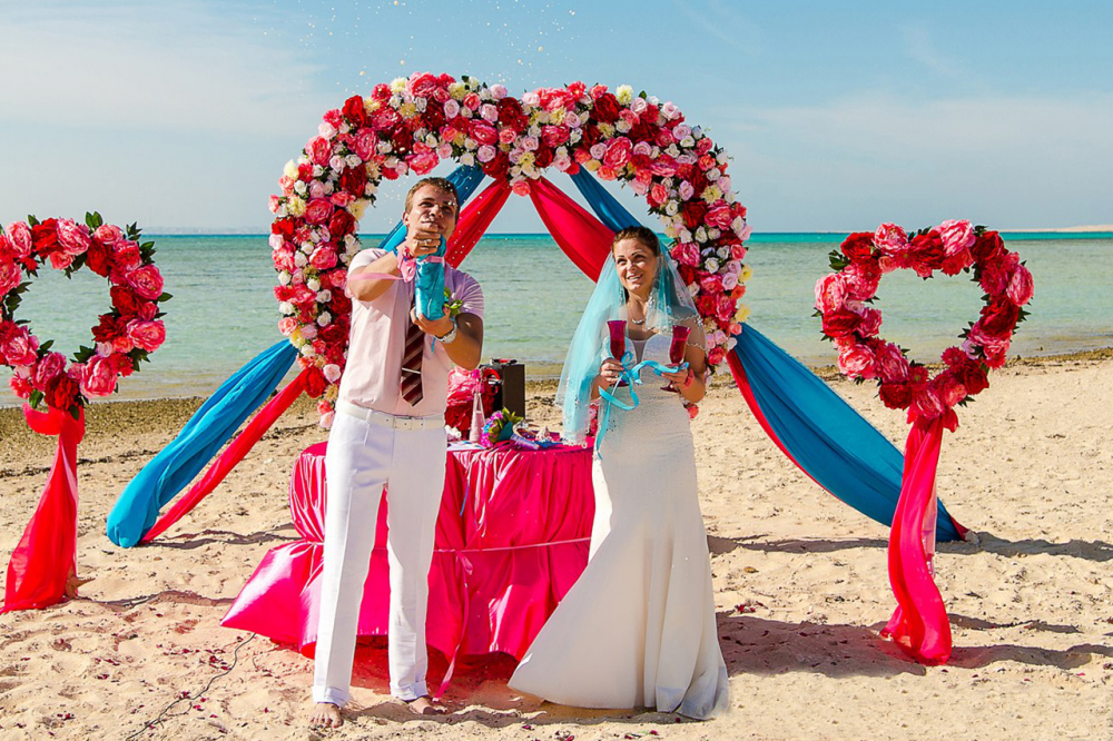 Мини- свадебная церемония "Море сердец" Сахл Хашиш, Хургада, Египет. Свадьба за границей.