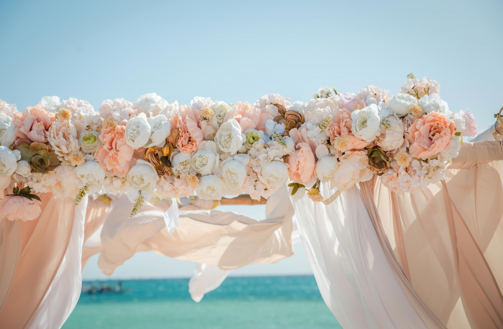 Завораживающая свадебная церемония Жемчужном острове Хургада, Египет. Свадьба за границей.