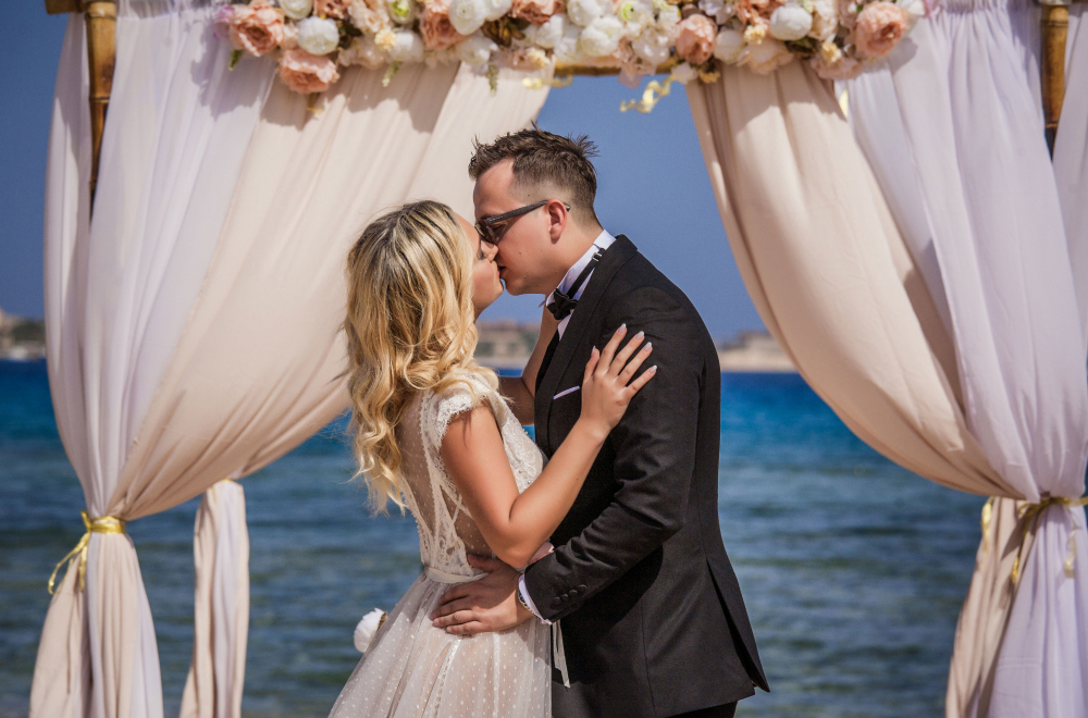 Мини- свадебная церемония "Любовь в воздухе" Сахл Хашиш, Хургада, Египет. Свадьба за границей.