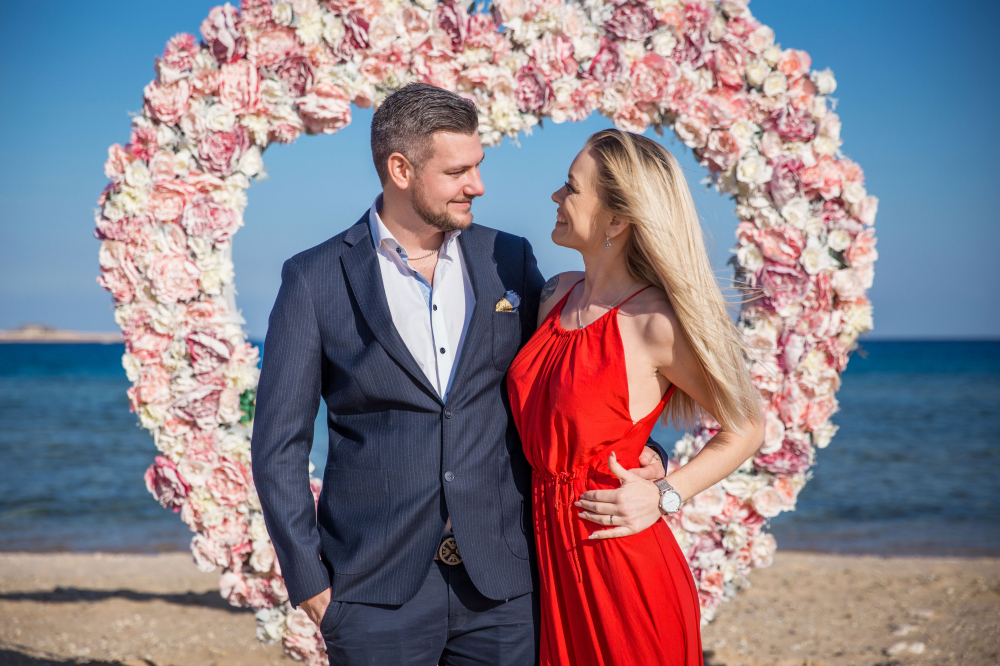 Мини- свадебная церемония "Любовь в воздухе" Сахл Хашиш, Хургада, Египет. Свадьба за границей.