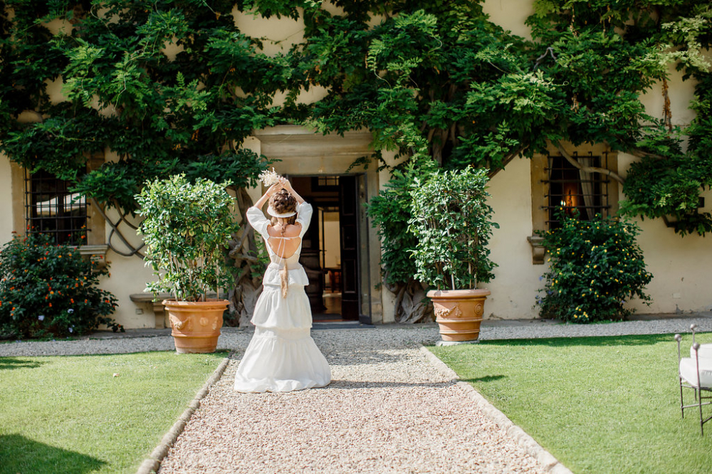 Bride in Tuscany