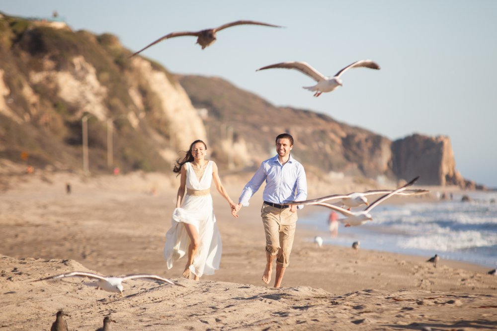 Свадебная фотосессия на берегу Тихого океана, Малибу, Калифорния.