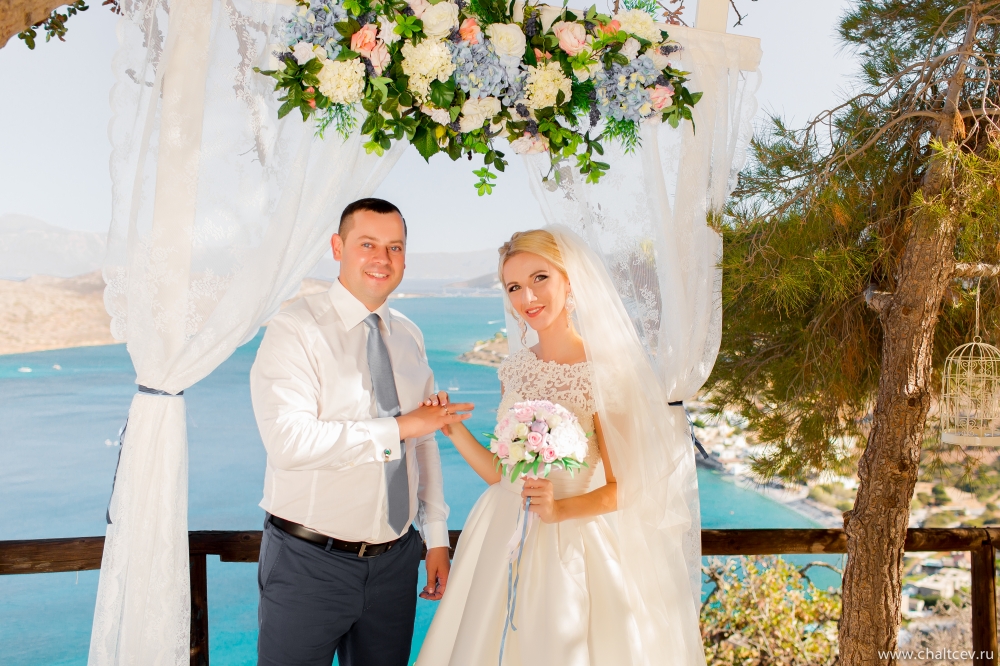 Свадьба на Крите в Греции
Свадебная церемония Ирины и Дмитрия
СВАДЬБА КРИТ