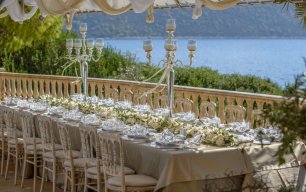 Оформление свадебного стола в бежевой гамме