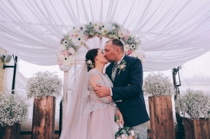 Арка в ресторане "Светлый"