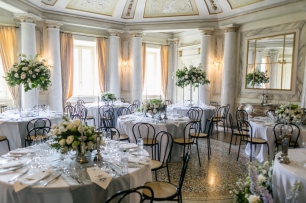 Банкетный зал на вилле