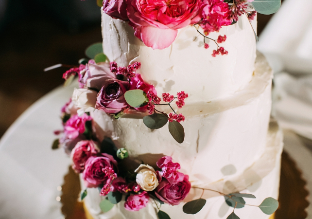 цвет свадьбы 2019, свадьба в розовом цвете, свадьба в цвете фуксия, свадьба в малиновом цвете, организатор СЧАСТЬЕ