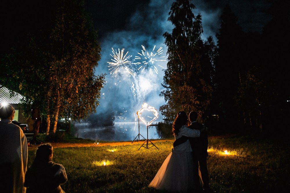 Праздничный салют