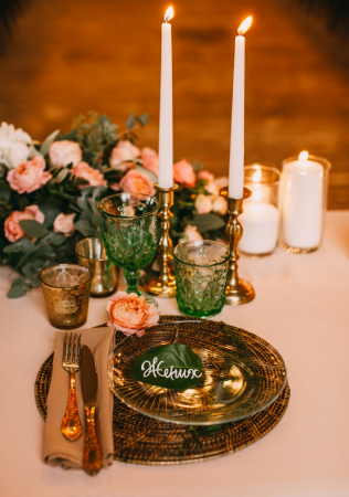 зимняя свадьба в зеленом, белом и медном цвете, организатор KATE & LEO