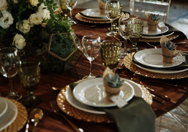 цвет свадьбы 2019, свадьба в зеленом цвете, организатор KATE & LEO