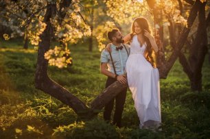 Весна уже на пороге. Предсвадебная фотосессия