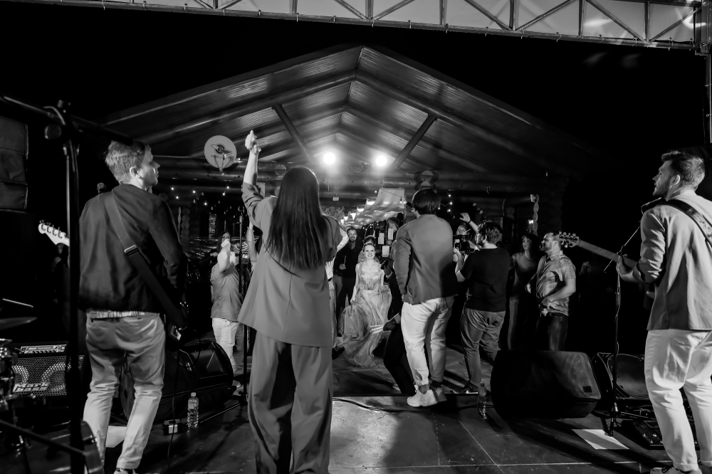 На страже главного дня! ♾ IRINA KULIKOVA event ♾ Since 2015

 ° СВАДЬБА с вашим ДНК ° природные стили

Мессенджеры: 8937 9850656