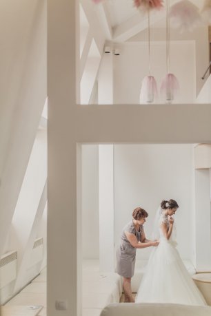 Утренние сборы невесты