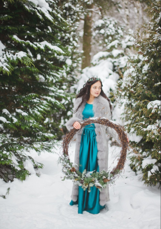 романтичная зимняя свадьба, венок из веток на зимней свадьбе, организатор WED KIOSQUE