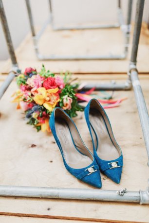 Туфли невесты цвета "Бискайский залив"