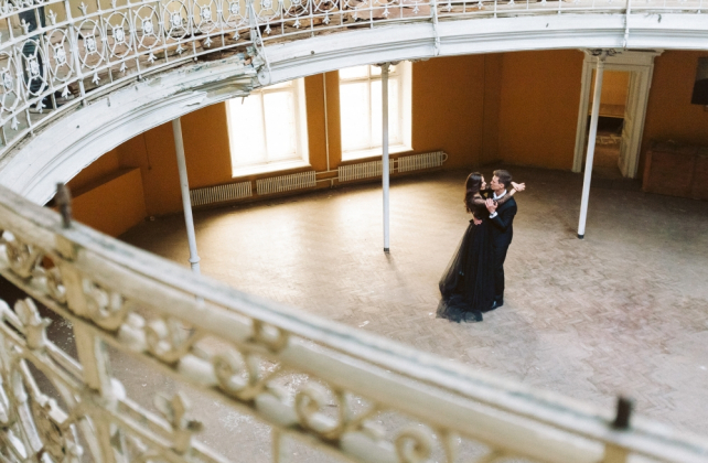 фотосессия love story в музее, организатор ARTEMEVA EVENTS