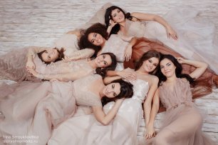 Коллекция платьев Натальи Вороновой