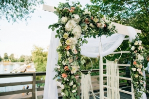 Оформление арки