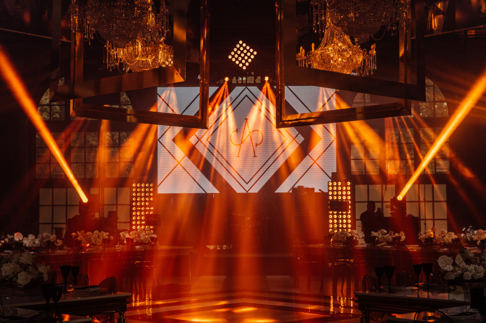 Стильная свадьба в лофте