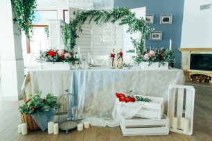 Уютный президиум молодых