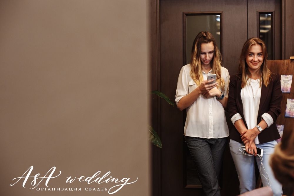 Сергей & Екатерина.
Дата - 29 сентября 2017 года.
Локация - отель "TENET".