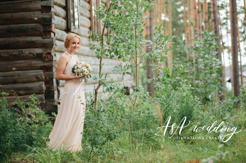 Артём & Анастасия.
Дата - 29 июля 2017 года.
Локация - "Гринвальд".