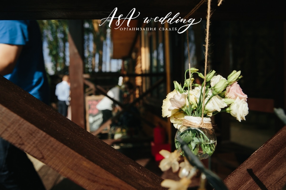 Артём & Анастасия.
Дата - 29 июля 2017 года.
Локация - "Гринвальд".