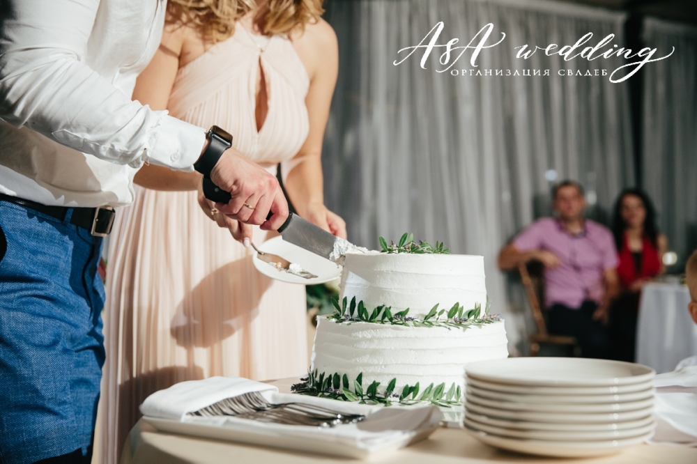 Артём & Анастасия.
Дата - 29 июля 2017 года.
Локация - "Гринвальд".