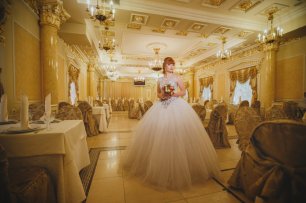 Невеста в ресторане