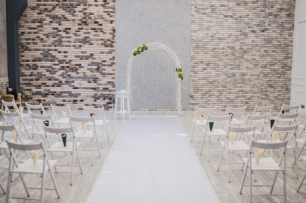 Выездная регистрация в лофте