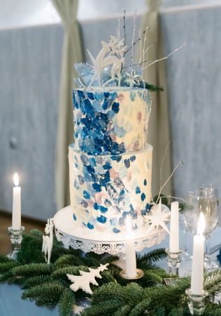 необычные фигурки для свадебного торта, организатор SERENADA-СТУДИЯ СВАДЕБ