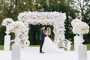 Свадебная арка в замке БИП