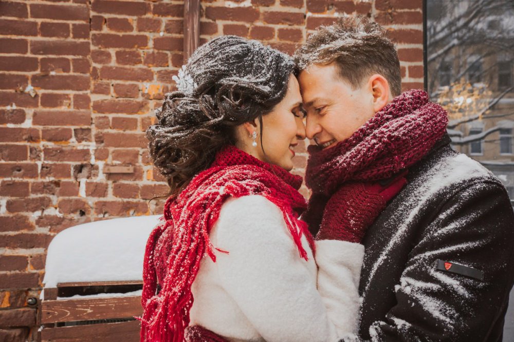 Организатор- Свадебная мастерская "Атмосфера" совместно
с Veil Wedding
Фотграф Кристина Шилова @ptichka.studio
Видеограф- Денис Аганин
Ведущий-Никита Ватутин
Декор- Декор Мания
Флористика-Lacy Bird