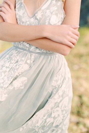 Платье невесты из натурального расписанного вручную шёлка