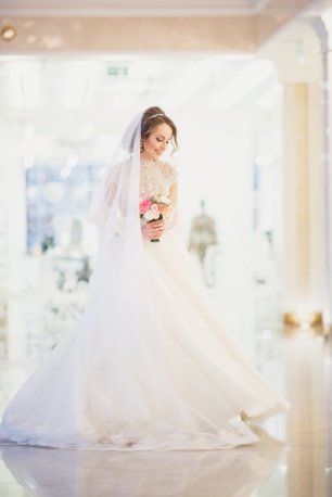 Платье невесты.