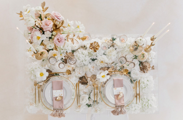 зимняя свадьба в белом, бежевом и золотом цвете, организатор SKAZKA PROJECT