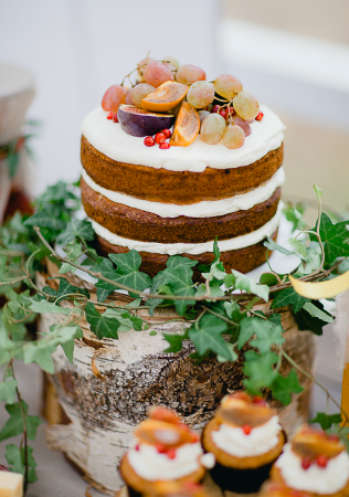 торт с открытыми коржами, организатор SKAZKA PROJECT