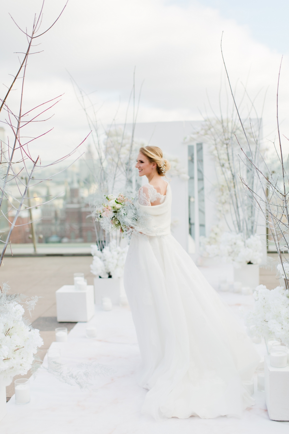 @svetlanaromashina
Площадка @ritzcarlton
Организация @joys4girls
Декор и флористика @nndecor.design
Фото @malvina_frolova
Видео @nerofilms
MUAH @legend_ny
Платье @vanilastudio
Полиграфия @_letter_b
Торт @tortikannuchka
Аренда мебели @arendokratia