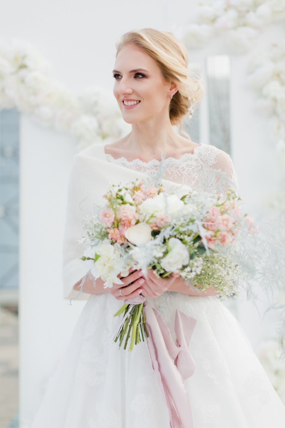 @svetlanaromashina
Площадка @ritzcarlton
Организация @joys4girls
Декор и флористика @nndecor.design
Фото @malvina_frolova
Видео @nerofilms
MUAH @legend_ny
Платье @vanilastudio
Полиграфия @_letter_b
Торт @tortikannuchka
Аренда мебели @arendokratia