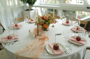 Сервировка свадебного стола