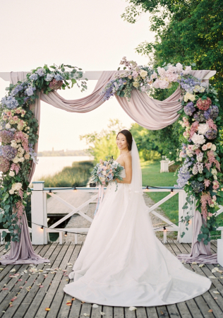 цвет свадьбы 2019, свадьба в сиреневом цвете, свадьба в лиловом цвете, свадьба в розовом цвете, организатор JOYS4GIRLS