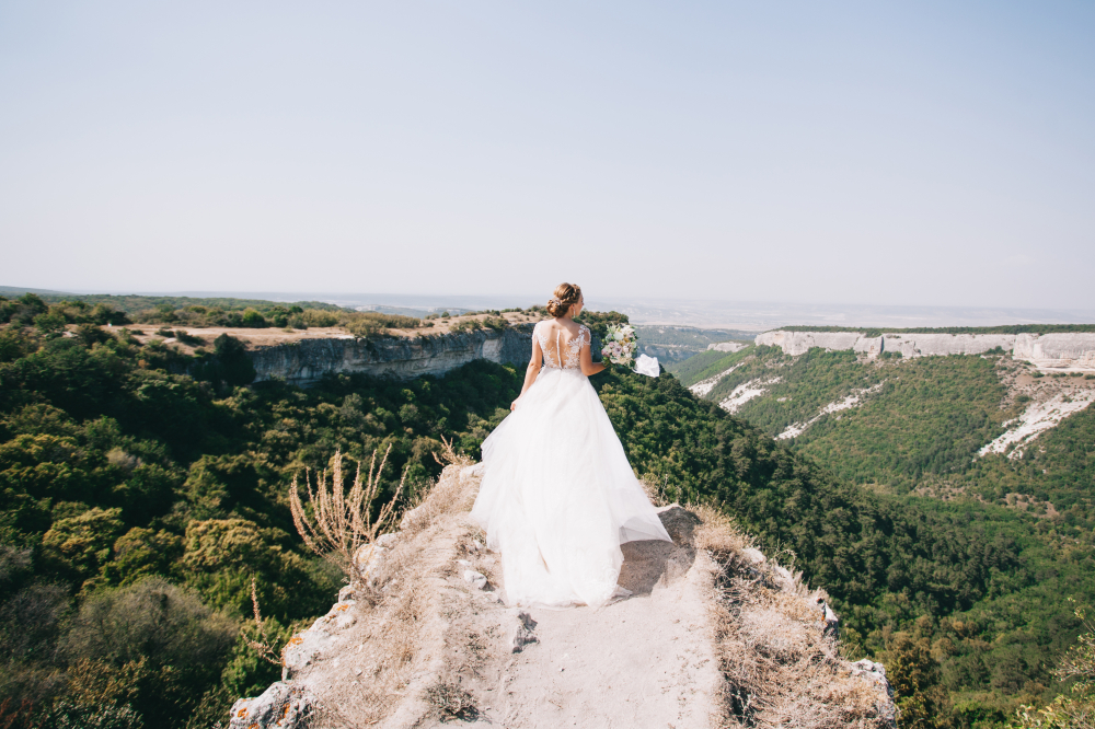 Свадьба в Крыму. Прогулка в горах.