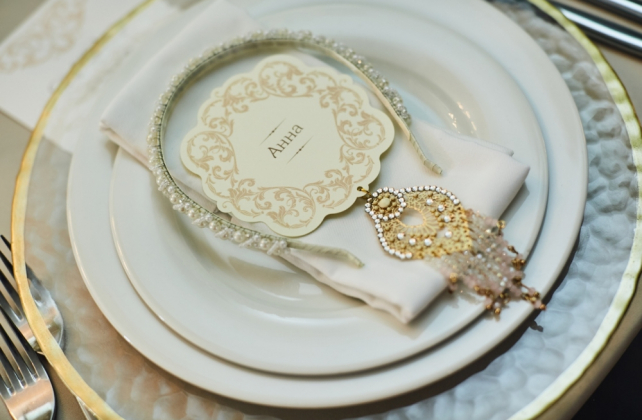свадьба в желтом цвете, изысканная свадебная сервировка, организатор RUN THE SHOW AGENCY