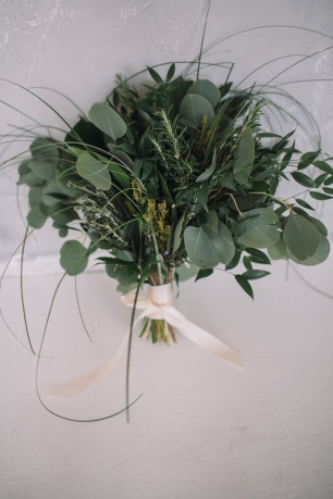 Зеленый букет в стиле ранней весны!