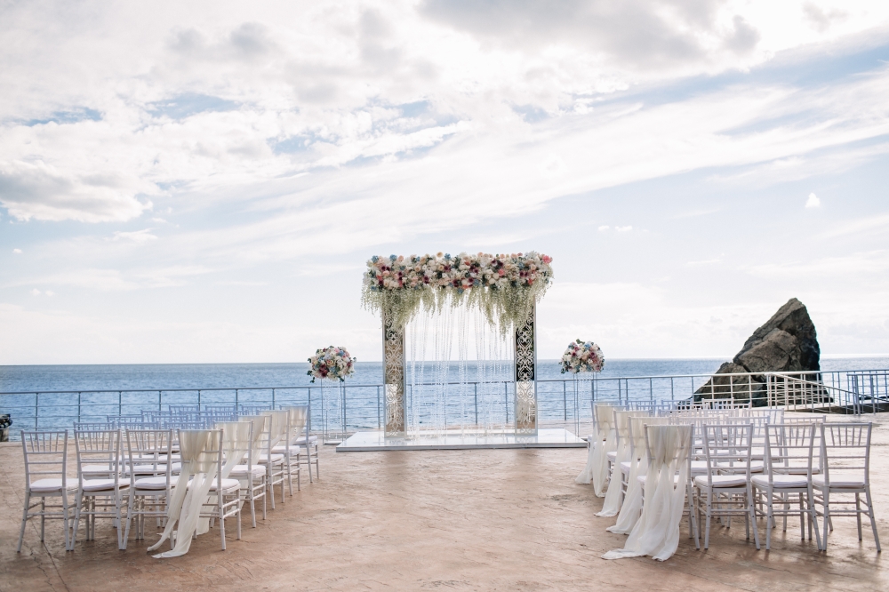Свадьба в Крыму на самом берегу моря! 